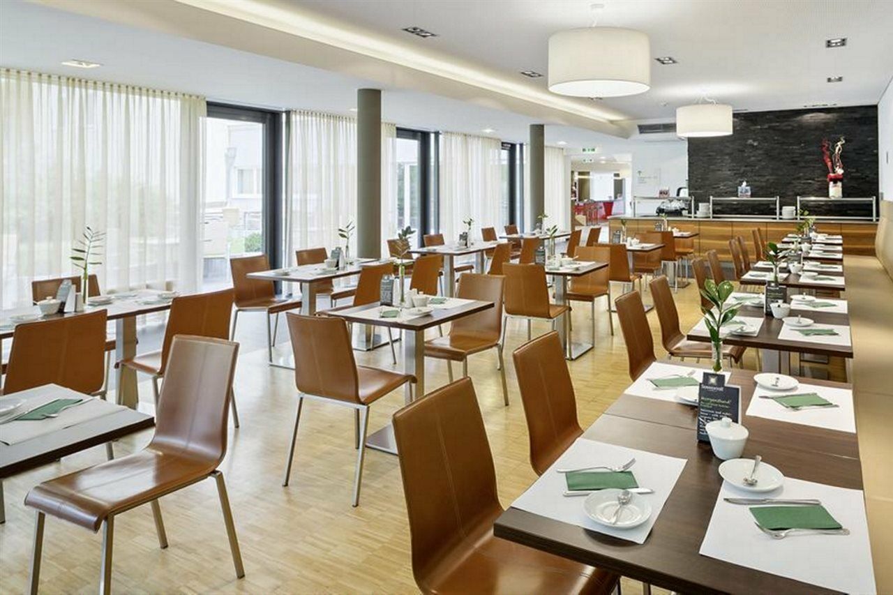 Hotel Austria Trend Beim Theresianum Viena