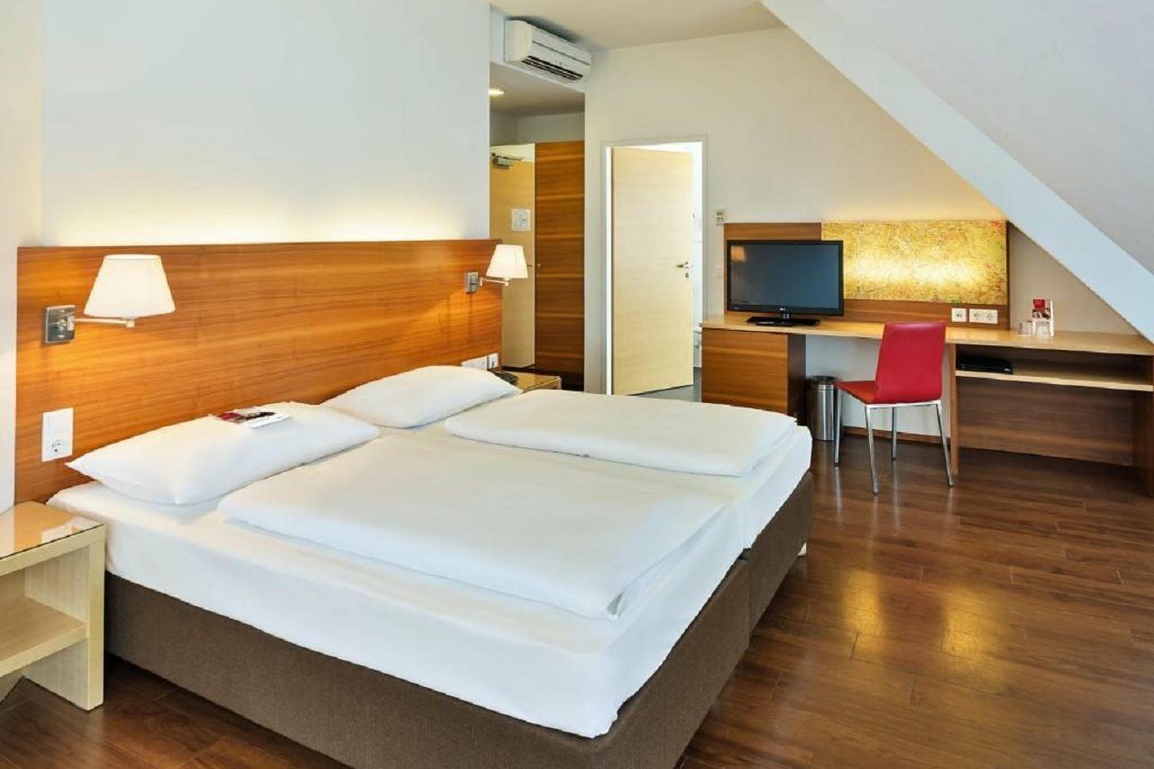 Austria Trend Beim Theresianum 3* Viena